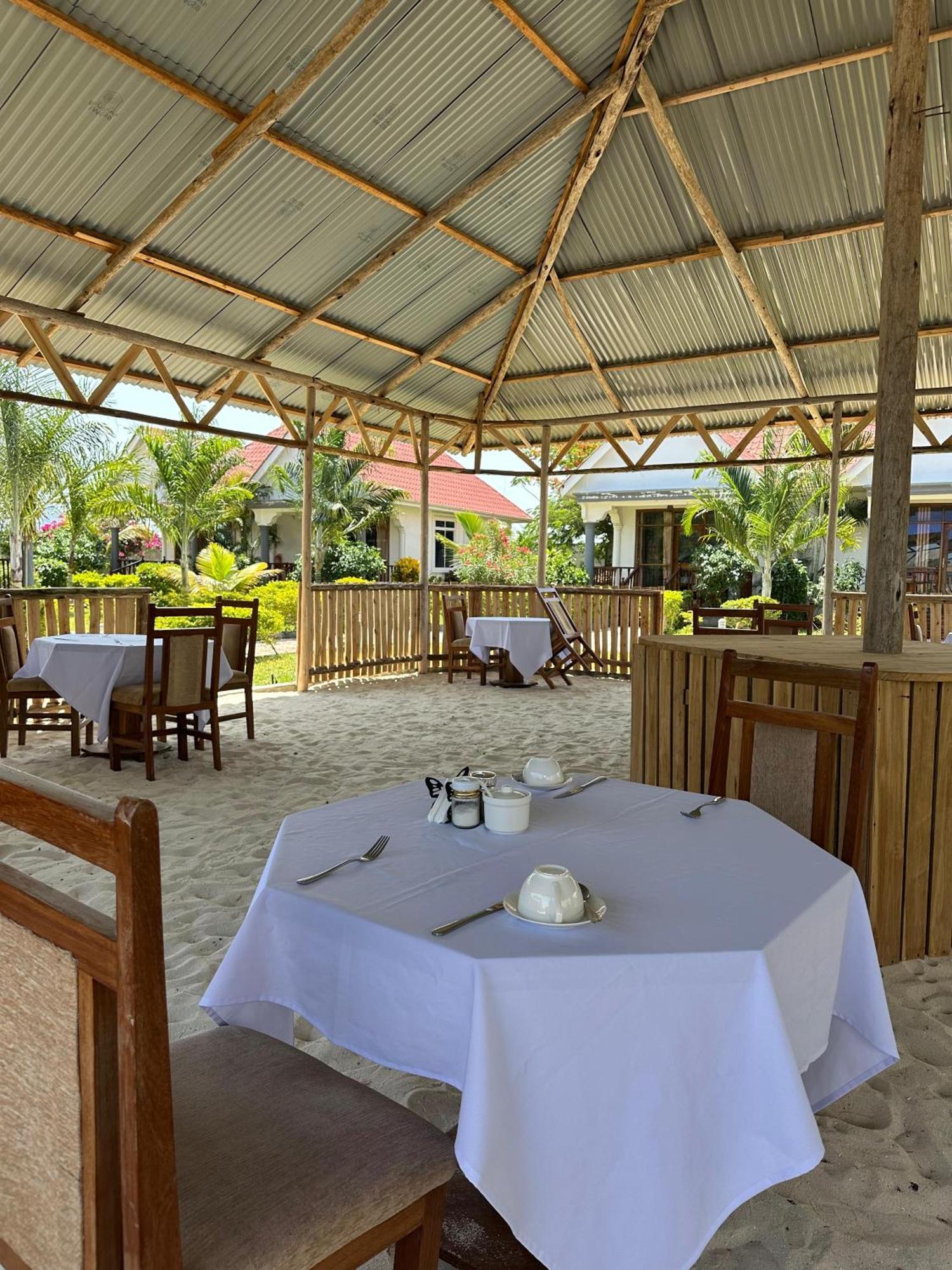 Taj Nungwi Hotel Banda Kuu 外观 照片